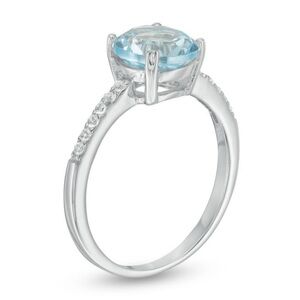 8.0mm Blue and White Topaz Ring